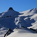 Spitzmeilen (2501,4m) und Wissmeilen / Wissmilen (2483m).<br /><br />Beide Gipfel habe ich vor acht Jahren mit David auf einer herrlichen Skitour besucht, Link: [http://www.hikr.org/tour/post31832.html]