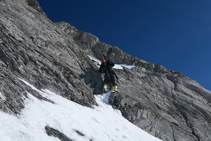 Etwas schwierigere Mixed-Kletterei am Westgrat - Fotos [hikr.org]