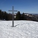 Bei unterschiedlichstem Wetter schon oft fotografiert: Gipfelkreuz auf dem Chümibarren