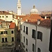 Il campanile di Santa Maria Formosa dalla Fondazione Querini-Stampalia.