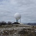 Auf dem Gipfel: Radaranlage zur Steuerung der Luftfahrt in der Region.