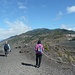 Der Randweg am Volcán San Antonio mit Blick zurück nach Fuencaliente und der Vulkanroute von Nord nach Süd