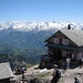 Man beachte auch die prachtvolle Alpen-Kulisse im Hintergrund