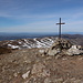 Bruncu Spina - Am zweithöchsten Gipfel in Sardinien. Dass es momentan extrem stürmt, ist allerdings im Bild nicht zu erahnen.