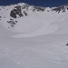 Gewaltige Nassschneelawine oberhalb des Lago Sruer