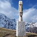 <b>Ammiro la bellissima statua di Luca Marcionelli, “Guardiano del Tempio”, dedicata al patron degli impianti del Monte Tamaro, l’imprenditore Egidio Cattaneo (1925-2002).<br /><img src="http://f.hikr.org/files/2887089k.jpg" /> </b>
