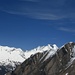 hinten die Zillertaler Alpen mit der Hochwand