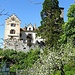 Schloss Baldenstein im Blütenzauber
