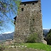 Turm der Burg Ehrenfels in Sils
