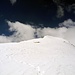 Der Gipfelgrat zum Pizzo del Narèt lässt sich ohne Schwierigkeiten begehen (ca. 20 Minuten vom Pass).