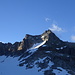 Letzte Sonnenstrahlen fallen aufs Gletschhorn (aufgenommen vom Strahlengrätli)