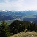 Die Schau geht über das Inntal in die Tuxer Alpen.