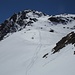 Fußspuren führen auf den Monte delle Forbici.