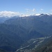 Blick nach N/NW über das Maggia-Tal: die hohen Walliser heute überwiegend in Wolken - und dann in Bildmitte noch ein Namensvetter meines heutigen Ziels