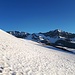 <b>A nord svettano delle importanti cime, a cominciare dal Chilchalphorn (3040 m), raggiunto con grande soddisfazione il 20 febbraio scorso.</b>