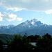Die Nockspitze, einer der Gipfel, die Innsbrucks Süden dominieren. Macht nicht gerade einen frühlingshaften Eindruck.... 