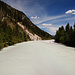 Isar mit reichlich Schmelzwasser