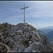 den Gipfel im letzten Sonnenstrahl erreicht