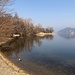 stille Bucht am ansonsten steilen Ufer des Lago di Lugano