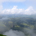 Blick durch die lückenhafte Wolkendecke ins Appenzellerland