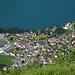 Direkt unter dem Aussichtspunkt: Morschach mit Swiss Holiday Park (roter Pin).