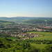Blick vom Himmelsberg auf Alfeld und das Leinebergland