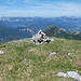 Gipfelmann am Reinersberg mit schöner Aussicht ins Berchtesgadener Land