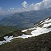 am Fulbergegg angekommen: in der Nordflanke hat es auf dieser Höhe doch noch einiges an Schneefeldern