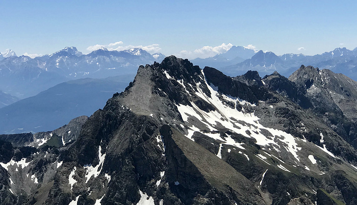 Wurmaulspitze con sullo sfondo Antelao,Tofane,Civetta e ...