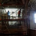 Restaurationsarbeiten an einem Relief in der Chiesa di Santa Maria del Sasso.