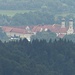 ...und hinab zoom Kloster Benediktbeuern.