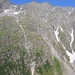 Die hohen Gipfel des Panargenkammes mit ihrer gewaltigen NO-Wand. Unterhalb der Kleinen Alplesspitze führt der Gamsgrat (III) empor.