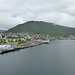 der Hausberg Storsteinen, gesehen von der Brücke "Tromsøbrua"