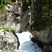 Wassermassen fließen ins Tal