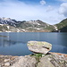 <b>Lago del Narèt (2310 m).<br /><img src="http://f.hikr.org/files/2505652k.jpg" /><br />Contro foto scattata dal Pizzo del Narèt il 4.10.2017.</b>