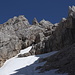 Im Aufstieg zur Steinerscharte - Durch schönes, "alpines" Gelände. Rote Markierungen sind u. a. rechts im Schutt und etwas unterhalb der Bildmitte zu erahnen (in "Originalgröße").
