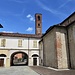 Via Stefano Briatore con il campaniletto ed il fianco della chiesa di San Marco Evangelista.