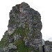Die eingezeichnete Route verläuft entlang von Bohrhaken. Sie deckt sich weder mit der im SAC-Alpinführer Glarner Alpen (10. Auflage) beschriebenen Variante noch mit der von [u ossi] (siehe [http://www.hikr.org/gallery/photo1501253.html?post_id=83292 hier]).