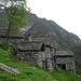 Alp Larecchia - verlassen, einsam, 1000 m über dem Talgrund