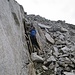 Abstieg über die Steilstufe mit Blockwerk
