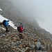 und genau so schnell standen wir im Nebel und waren auf das GPS unseres Bergführers angewiesen.