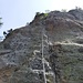 Wunderbare plattige Kletterei bietet die folgende vierte SL