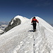 Im Aufstieg zum Großvenediger - Über einen kurzen Grat geht's zu guter Letzt zum Gipfel.