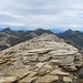 la lunga cresta del Cassinello con sabbia e rocce gialle