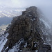 Gran Paradiso - Blick über die Scharte zwischen den beiden felsigen Gipfelkuppen zur nördlichen Erhebung.