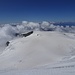 allmählich drängen Wolken aus Süden ans Breithornplateau heran  ...