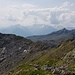 Gratübergang zur Aleitenspitze, dahinter die beiden Salzachgeier und die Gletscherberge der Reichenspitzgruppe 