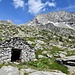 Alpe Sciolti con il Pizzo Fiorèra sullo sfondo