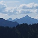 Markant zeigen sich Hochvogel und Urbeleskarspitze, letztere ist eines [https://www.hikr.org/tour/post129493.html meiner Touren-Highlights].