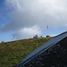 Blick über die Hütte zum höchsten Punkt